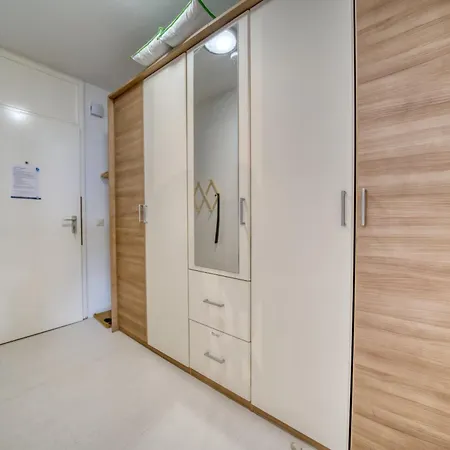 - Haus C, App 0c1206 Apartment *